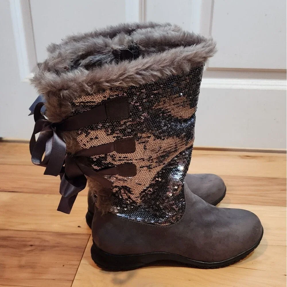 Joan Boyce Gray Sequin Faux Fur-Trimmed Lace Back Boots Size 7.5 Winter Fall